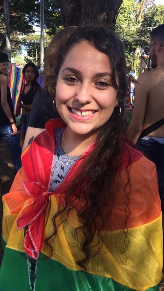 Fer_S2nanda's tweet photo. À procura de bixcoito pra ver se minha auto estima levanta um pouco #PoderLGBTQ https://t.co/pegEh8Y52S