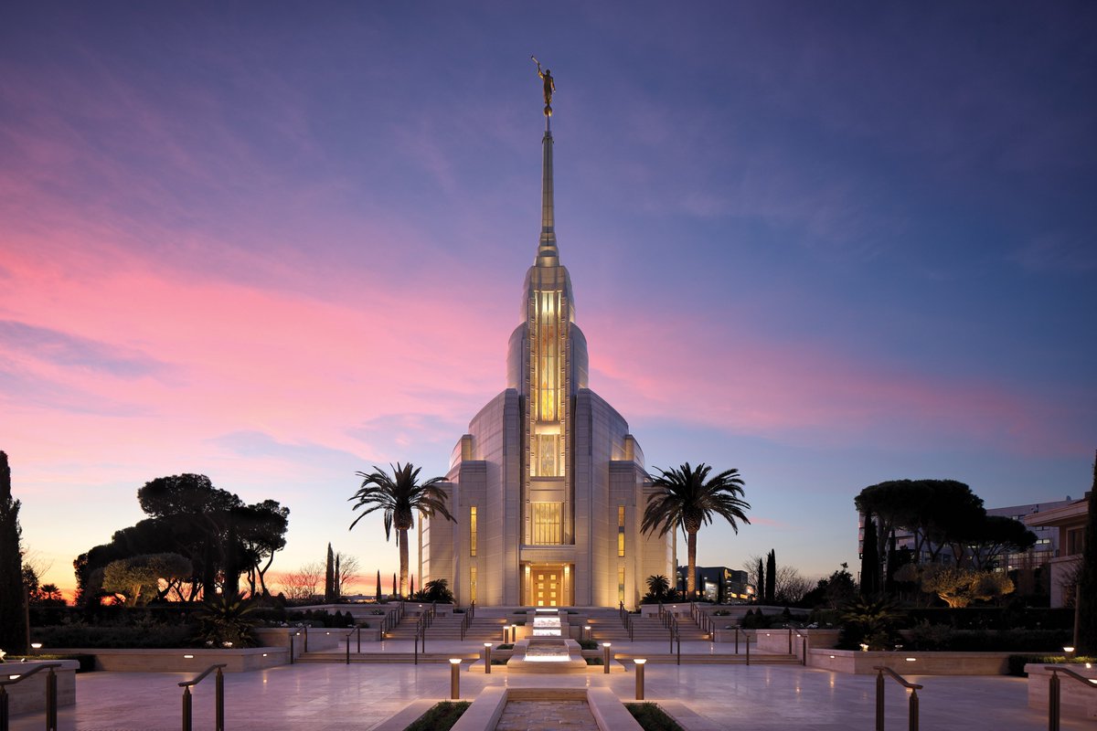BednarDavidA's tweet photo. Temples are a point of intersection between heaven and earth. In a season when we have temporarily suspended temple operations, it is a choice opportunity to invite the covenants and ordinances of the temple to pass through us. https://t.co/Du8dBdNWbq