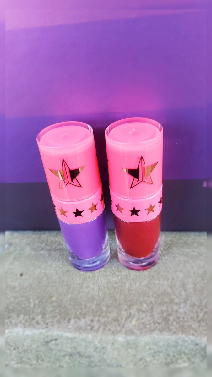 BellezaConB1's tweet photo. My favorites @JeffreeStar
#ImVulgar #ImRoyalty https://t.co/2Swlz7h8L7