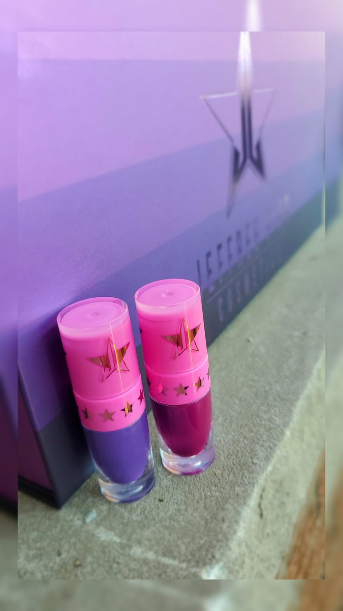 BellezaConB1's tweet photo. My favorites @JeffreeStar
#ImVulgar #ImRoyalty https://t.co/2Swlz7h8L7