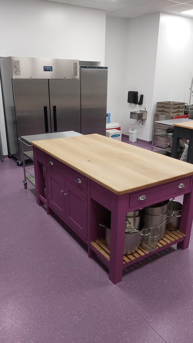 ShirleyanneMsM1's tweet photo. We've had another amazing weekend of cooking in our @femfoods kitchen, but I've totally forgot to take pics 📸 of our food 😫Soooooo, to compensate, have some of our gorgeous @femfoods kitchen #empoweredwomenempowerwomen #pantssquad #cookingsquad #teammsmissmrs #teamfemfoods https://t.co/7dAp7TBJPv