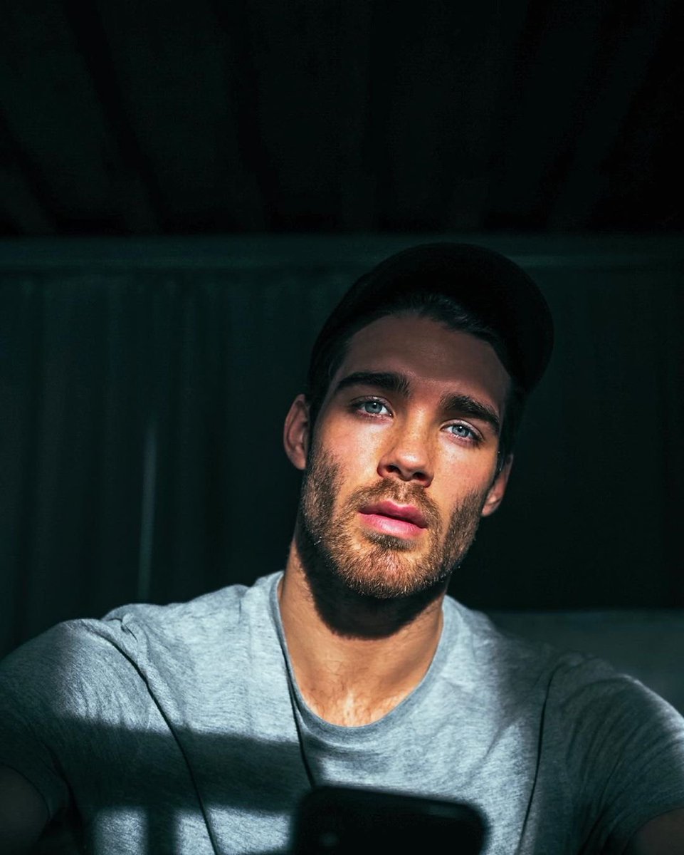 ActuallyImDylan's tweet image. #OOC

&quot;In The Name Of The Father&quot; 

-CD piece following the last @MWEfed #Riot episode-

enterprisenetwork.boards.net/thread/712/nam…