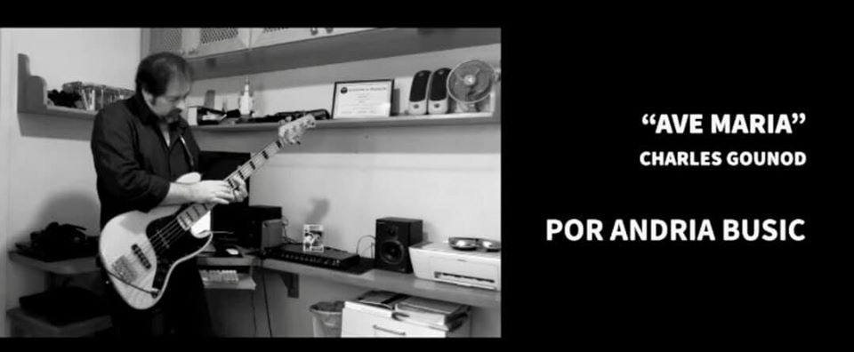Assistam no instagram do Andria Busic a homenagem que fez ao avô croata Ivan Busic que cantava AVE MARIA de Gounod como ninguém
instagram.com/p/B_sgqhfAw-k/