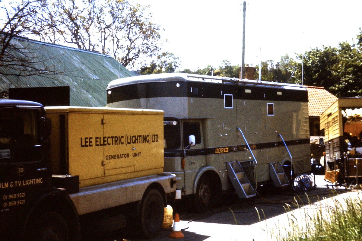 stevechalles's tweet photo. Archive OB pics from the 1970’s 2/2: Pics 1 & 2 - BBC OB LPU (Location Production Unit) recording costume drama in Somerset village of Over Stowey in 1979. Pic 3 - BBC OB Type 2 CMCR (supported by Television International) covering Somerset cricket in Taunton in 1979. #BBCOB #LPU https://t.co/H8o5ZwMFIb