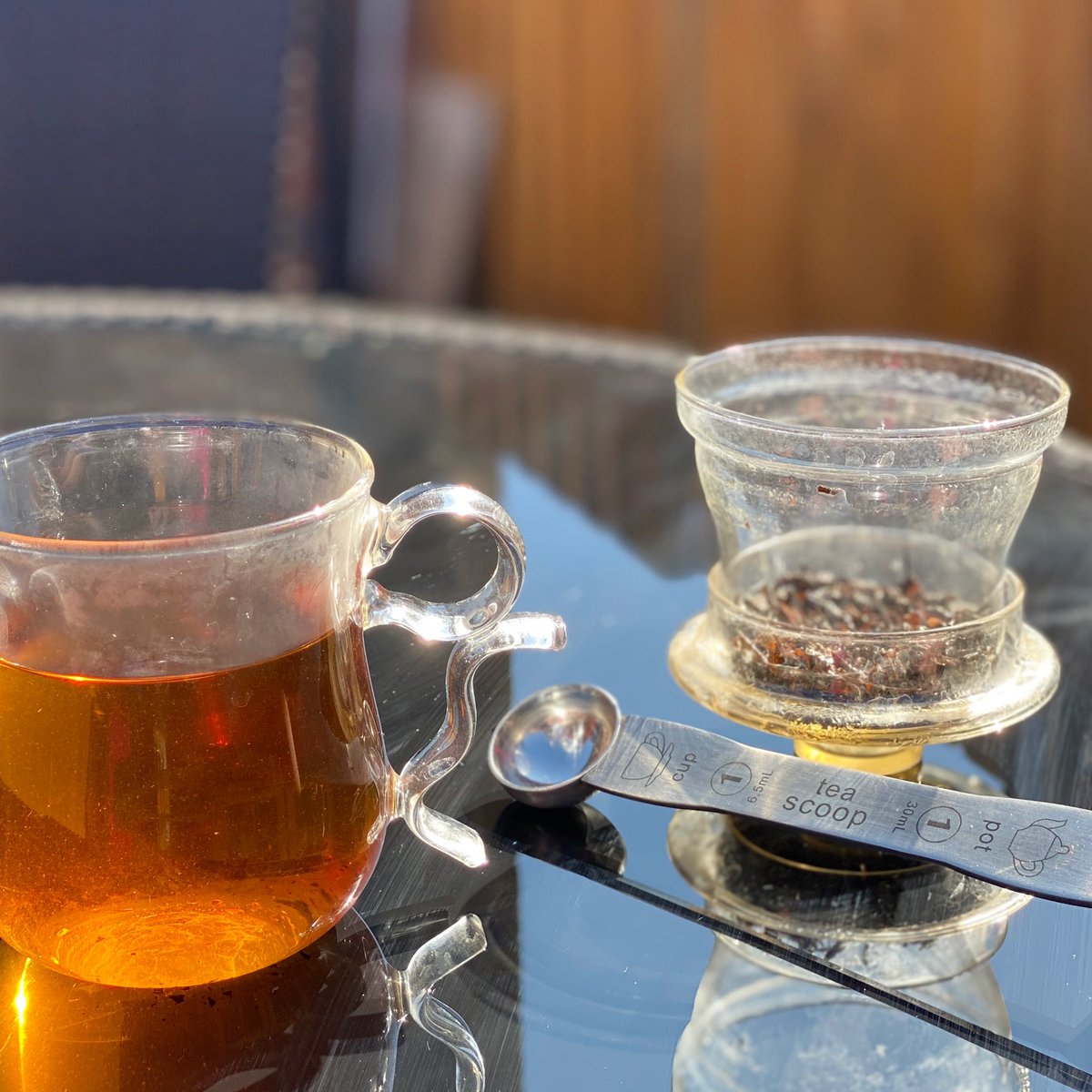 NEW IN - Lapsang Souchong ☕️⁣
⁣
Lapsang Souchong is a truly beautiful smoky black tea from the Wuyi Mountains in Fujian Province, China. The tea leaves are smoke-dried over pinewood fires, producing a distinctive flavour is smoky pine.⁣
⁣
Available at www-tea.co.uk