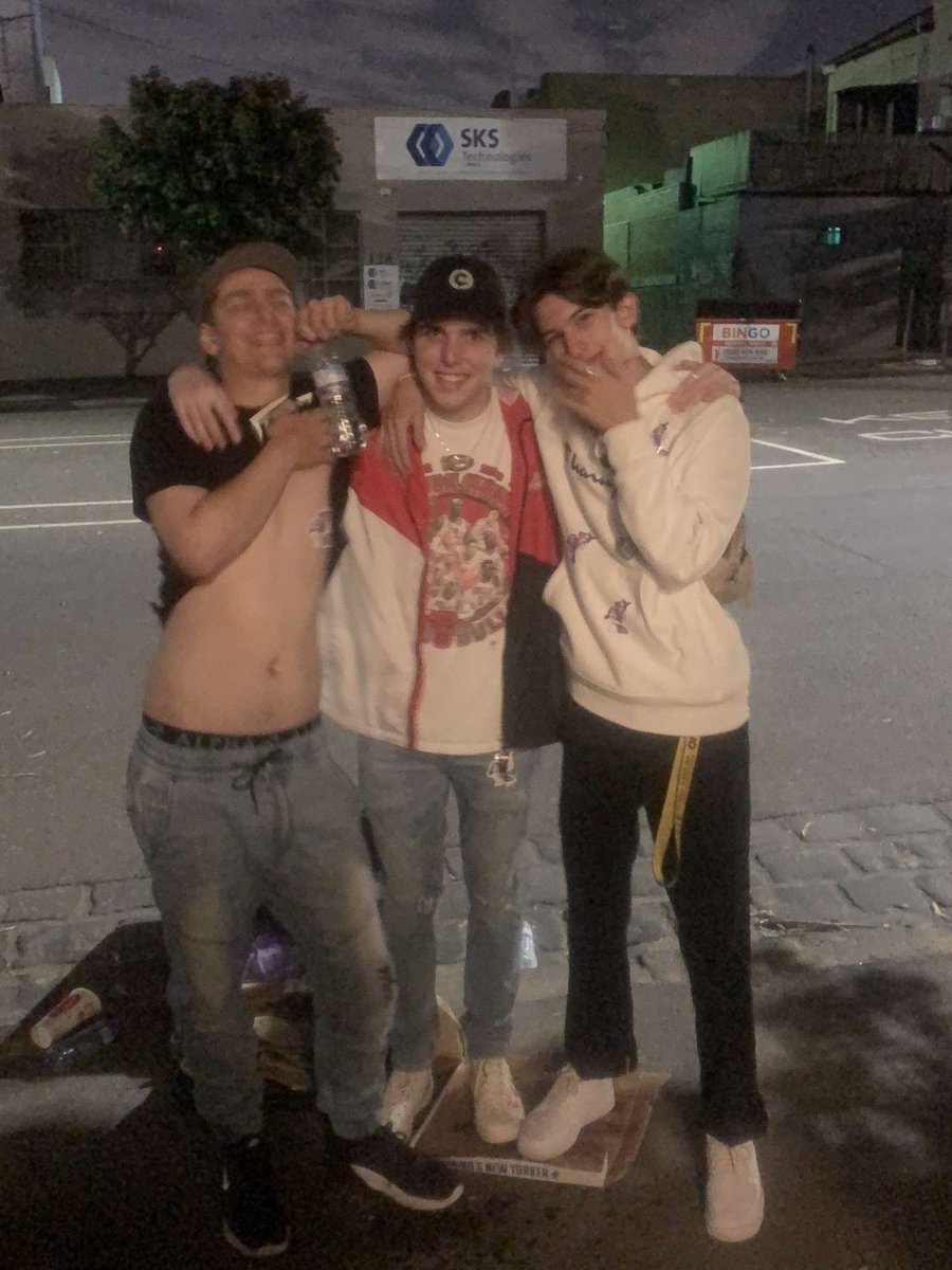 happy birthday apocalyptic <a href="/pl8fn/">曹阿瞒</a>