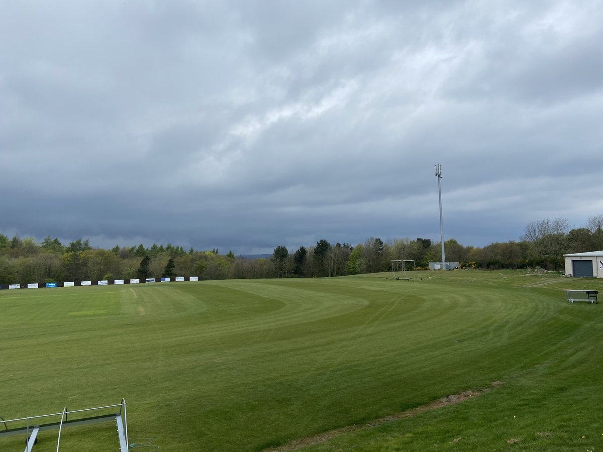 burnopfieldcri1's tweet photo. Just managed to get it cut before the rain came, looking great, fingers crossed we see some cricket in 2020, Big thanks to the volunteers who painted the clubhouse, jet washed the patio, painted all the fences, etc @DurhamCricBoard #the2metresquad #youknowwhoyouare #bccteam https://t.co/0wpLESMybN