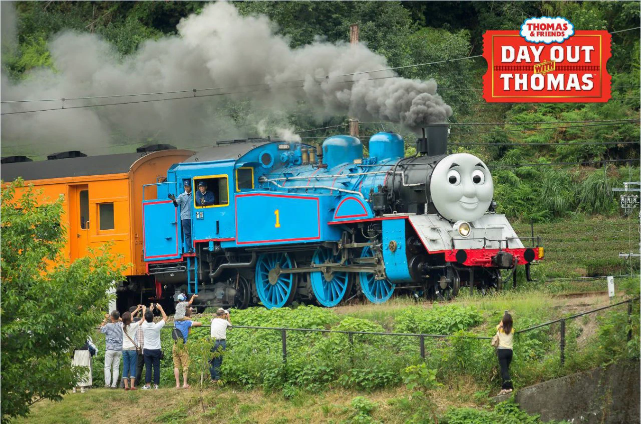 @HEISEI_love_bot やあ！ぼく、トーマス！🚂 