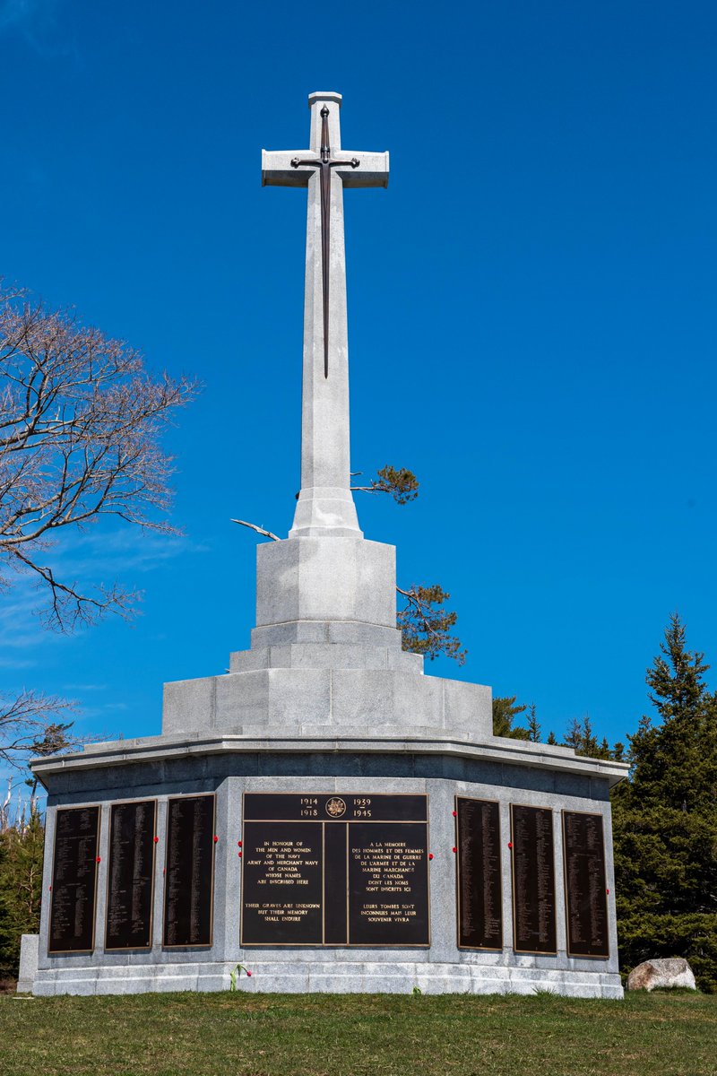 MRC_FMARA's tweet photo. Câest aujourdâhui le 75e anniv. de la fin de la bataille de lâAtlantique. Songeons Ă lâhĂ©roĂŻsme, au service et aux sacrifices de ceux qui ont luttĂ© pour la paix et la libertĂ© et Ă ceux qui ont pĂ©ri en mer. Pensons aux vĂ©tĂ©rans qui se sont battus pour notre libertĂ©. #BatAtl75 đšđŠâïž https://t.co/5tUvnCCqhN