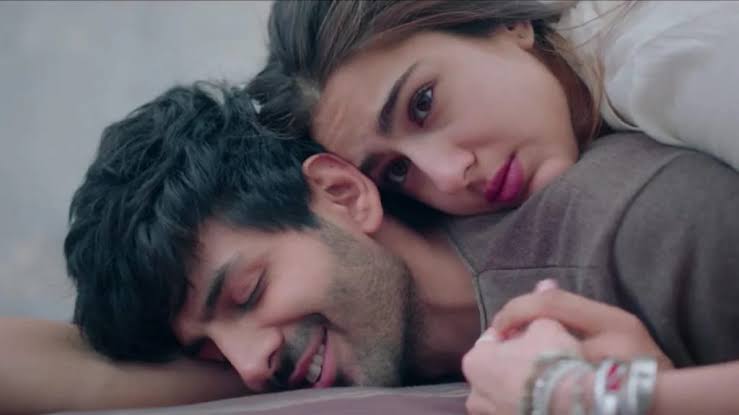 41. LOVE AAJ KALhad already tweeted about it here-  https://twitter.com/gaanemann/status/1254523278502383617?s=19 @TheAaryanKartik acts well bt looks awkward at places.Arushi sharma is good.Sara looks nice but over emotes at places.  @RandeepHooda is the best thing about the film. After Himachal pradesh. Rating- 7/10