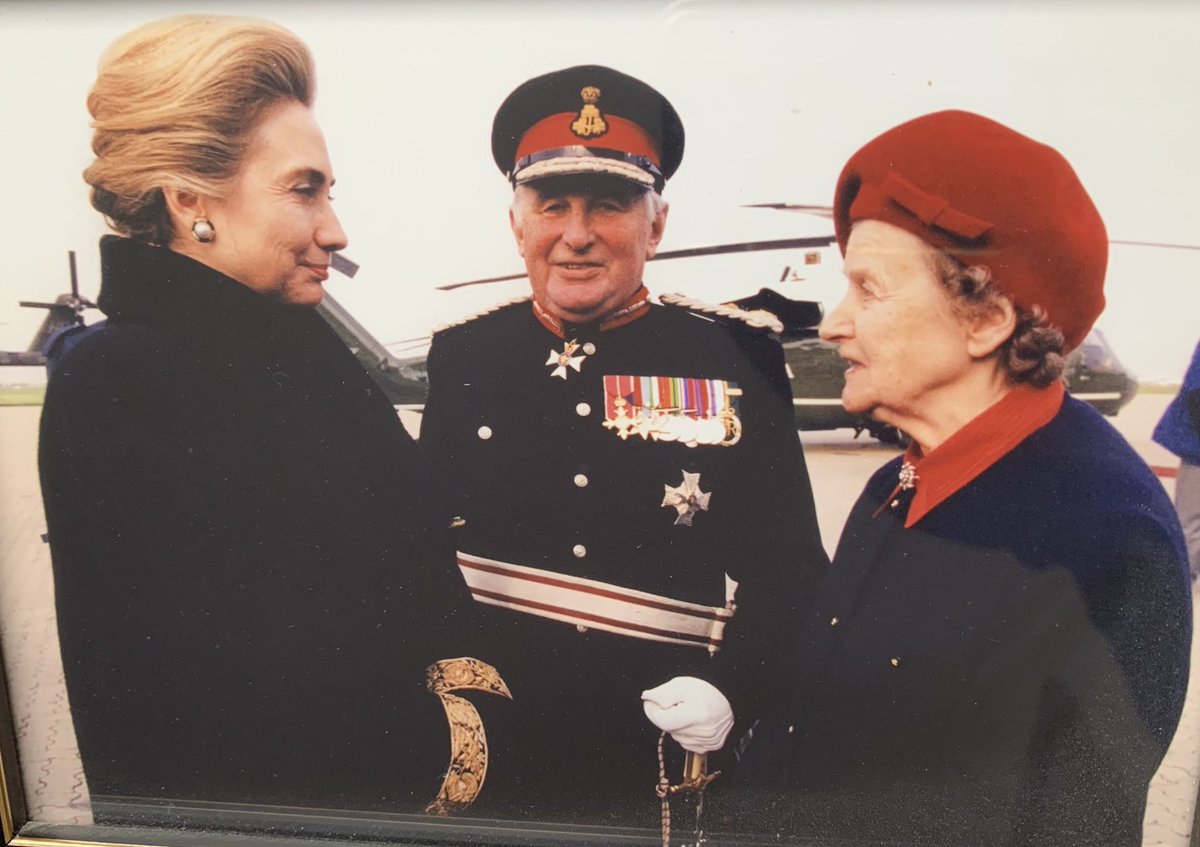 Today would have been my grandfather’s 95th birthday. 76yrs ago, today, he landed in Italy with the 16th/5th Queen’s Royal Lancers @TheRoyalLancers during #WW2. Pictured as #LordLieutenant of #CountyLondonderry greeting @HillaryClinton in 1995. Always remembered #16th5th #Lancer