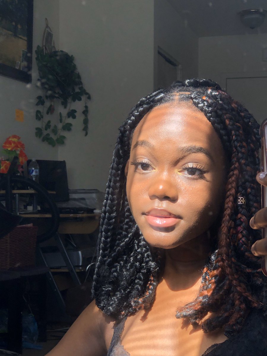 igbospicee's tweet photo. i wanna hop on the trend too 🥺 #quarantinedLGBTQ https://t.co/myEYb75gLw