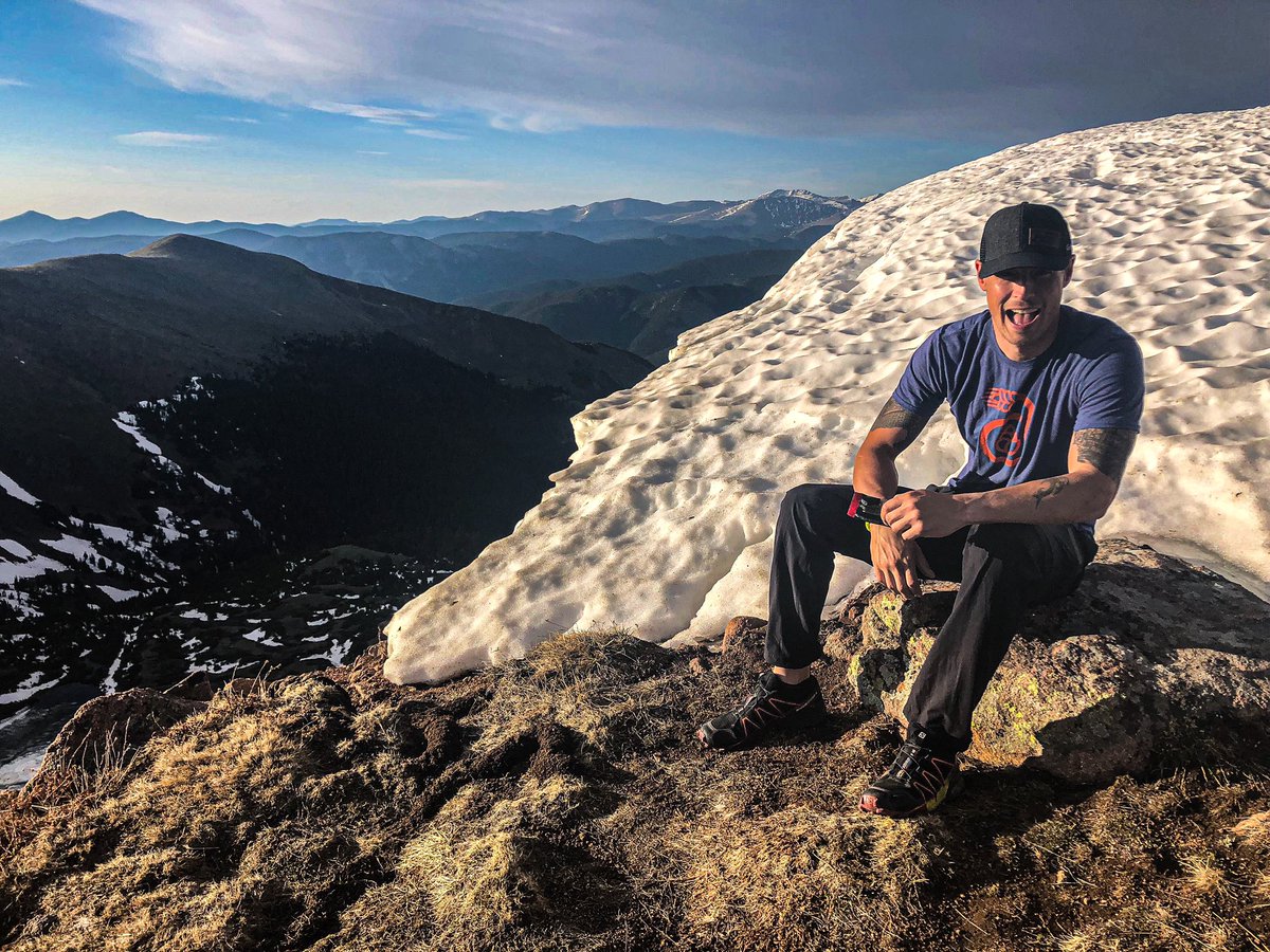 mwilliamtalent's tweet photo. No trail, no problem. Let the suffering begin. 
#canthurtme #armoredmind #skyrunning https://t.co/H2351VeU0i