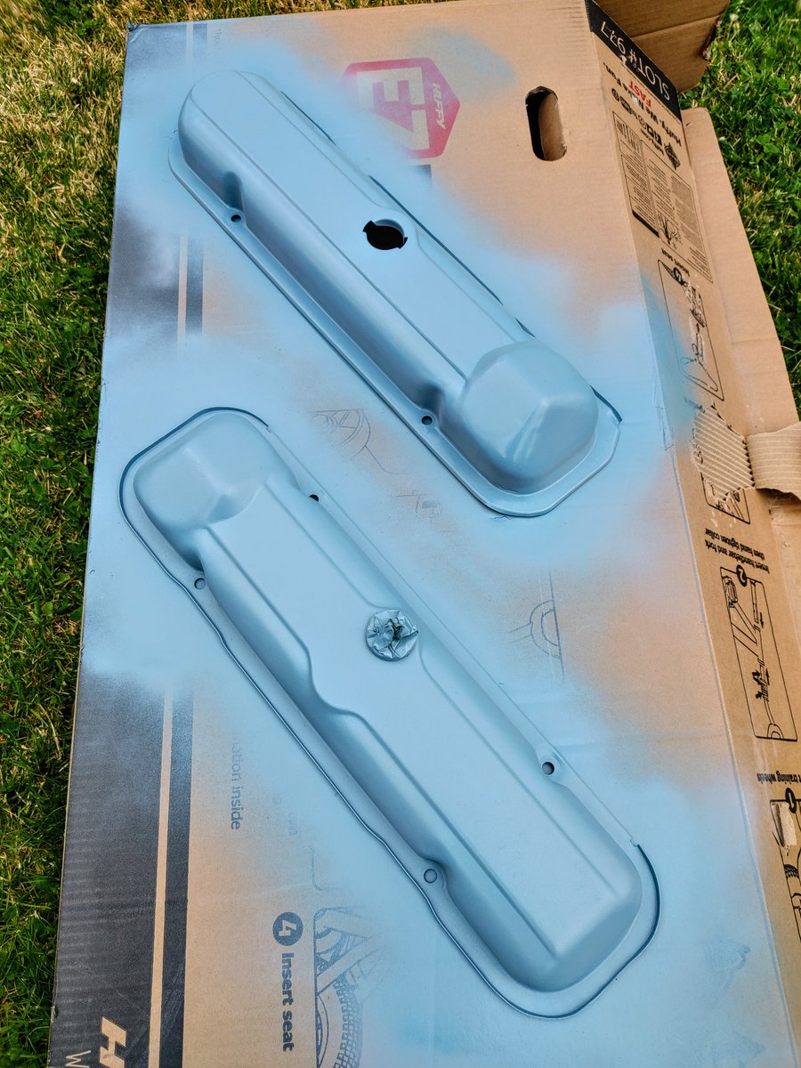 jsslifelike's tweet photo. Well, it could be a while before we get another day under 52% humidity, so I figured I'd Carpe the fucking Diem and get these #Pontiac valve covers painted. #AmesPerformance 1963 OEM color-matched engine paint looks like a good product. #ClassicCar https://t.co/5NvFWSYSk0