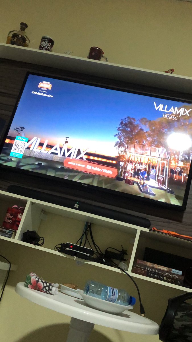 vladimengo's tweet photo. #VillaMixBrahmaLive https://t.co/ChMAFsOmyc