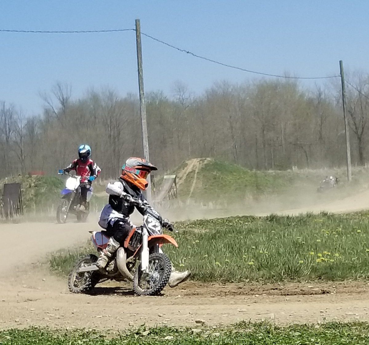 22_Putts's tweet photo. Great day at TV Land... Landon, Logan and Lawton #KTM65 #TVLand https://t.co/yBV5wXB1jb