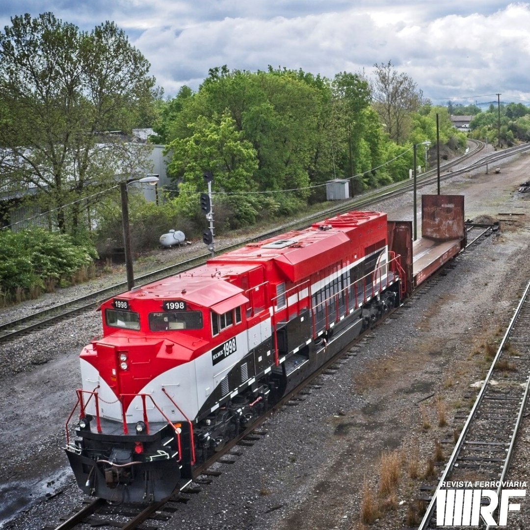 locomotivas Knoxville-Cummins QSK95-Demonstrador-1998-Tennessee ]
#trem #trens #mobilidadeurbana #transporteeficiente #ferroviarias #ferroviarios #trilhos #estacaoferroviaria #rail #railway #nostrilhos #sobretrilhos #trilhosdetrem #instarail #obrasilqueeuquero #lobbyferroviário