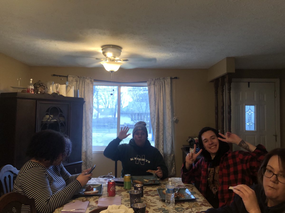 Stacella1028's tweet image. My last dinner with family &amp;amp; friends before we went on punishment...I mean Stay Home Order! #myoldnormal