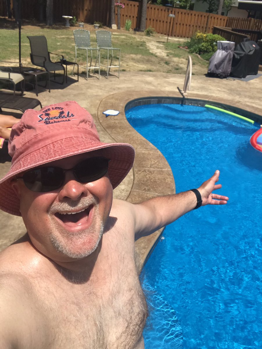 mikewheless's tweet photo. @amyd1019 & I are #SelfQuarantining in the back yard today! (I’ve been told to work on this farmers tan) https://t.co/ByW7i4bigJ