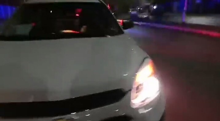 valdimir_77's tweet photo. https://t.co/8aCsBqKDok escoltas y carro de la segob para el reportero de Cancún ahí se va el presupuesto para un periodista corrupto y prepotente que le debemos?? @CarlosJoaquin @MaraLezama @lopezobrador_  @GobQuintanaRoo @AytoCancun @GN_MEXICO_  ..en una crisis ciertos lujos https://t.co/NOgUjF1xbW