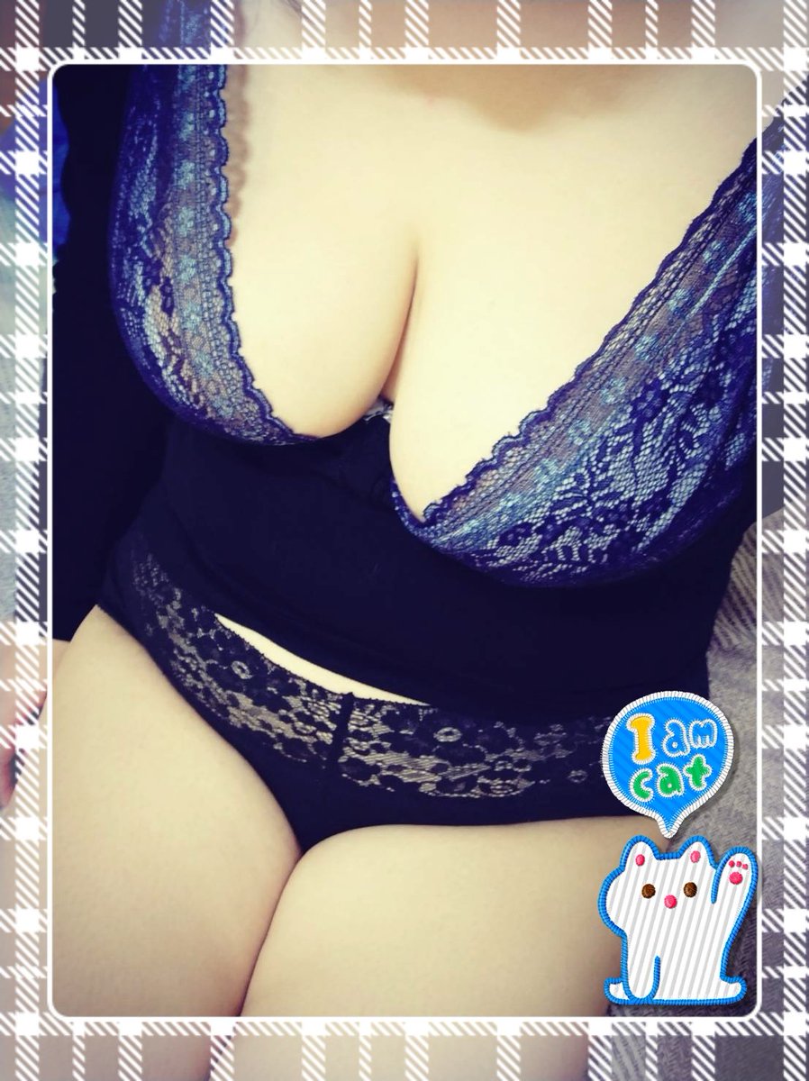 YUBABY____'s tweet photo. 好喜歡這件❤ #巨乳 #奶 #F #肥腿 #肥肚 #欠揉 #欠捏 #yubaby https://t.co/jBClDhSmXk
