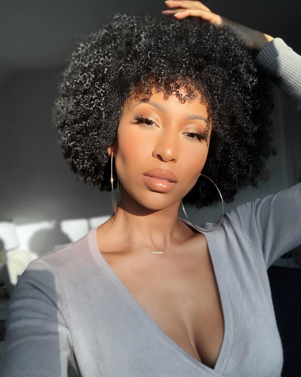 t0nit0ne's tweet photo. A few selfies of me and my fro... 💕 https://t.co/cvPtlgdV0Y