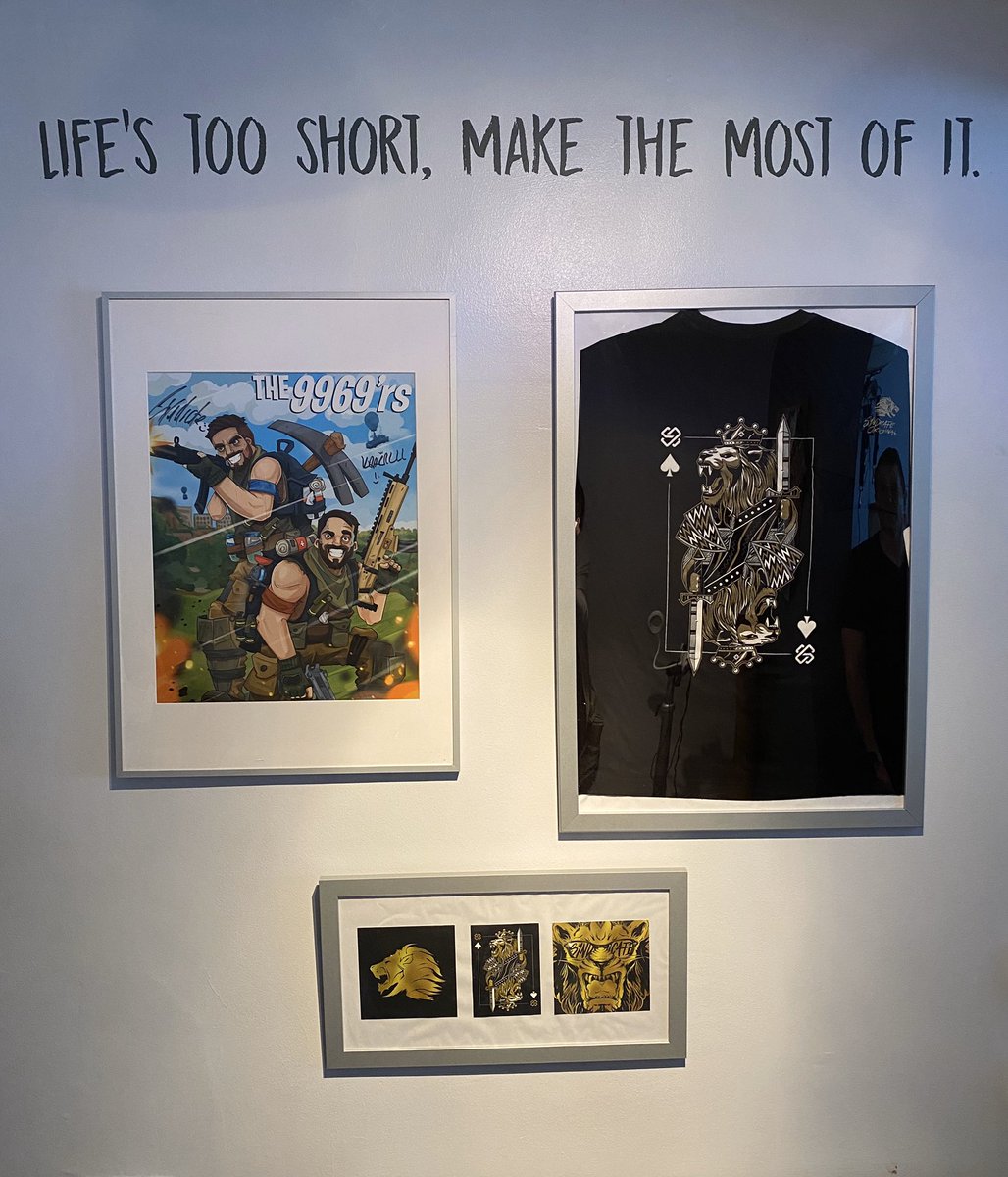 dansaunders8992's tweet photo. @ProSyndicate @SyndicateOG So during isolation I thought I’d knock up my ‘stalker’ wall! Only another 6 weeks of isolation for me to go #shielding #baldicate https://t.co/f4jpet4CVa