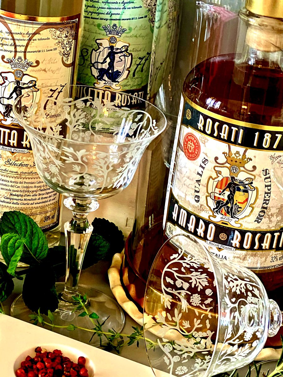 AnisettaRosati's tweet photo. #AnisettaRosati1877 #AmaroRosati #Anisetta #Rosati1877 #AnisettaRosati #Anisette #Spiritueux #PicenumQualisSuperior #Mixologist #IoBevoItaliano #DrinkResponsibly
#Italesse #WormwoodGlassCollection #Aniseed #RosatiAnisette #Mixologie #Likör #AmaroRosatiQualisSuperior https://t.co/vy4q9yH4RX