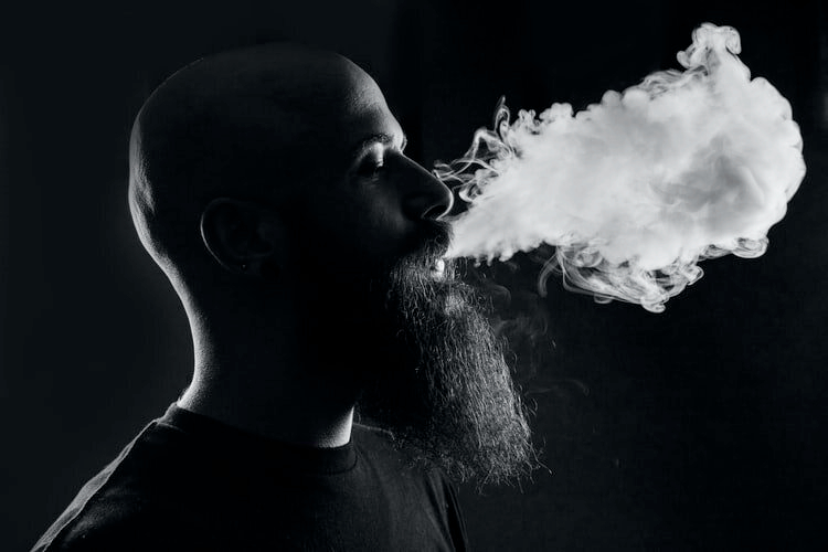cbdisluv's tweet photo. CBD or cannabidiol is a component that is found in cannabis plants🛢️

Find out CBD Oil vs Tincture vs Vape vs Capsules 😙

👉👉https://t.co/X672Nytijy

#vape #vapelife #vapenation #vapeporn #vapeon #VapeFam #vapecommunity #vapelyfe https://t.co/QkakqzWkM8