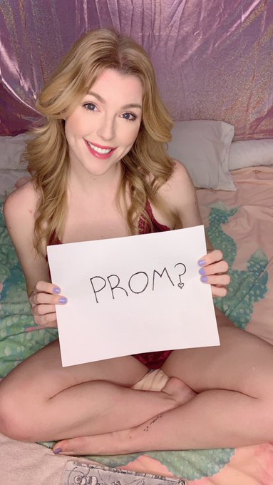 Join https://t.co/BQCwWL4eEd to ask me to prom! @OnlyFans #Onlyfans https://t.co/fedU1tTAcu<a href="/tag/onlyfans"class="tags"><span>#onlyfans</span></a>