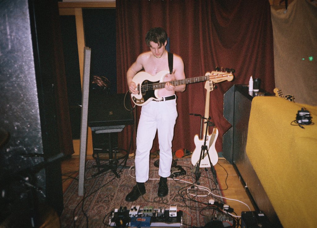 I love the fact that a fire extinguisher is used within 4 minutes of the record beginning.

I wonder if its red paint is still scratched into the strings of Moulders Yamaha BB2024x.

GPB

#TimsTwitterListeningParty 
#WhenIHaveFears