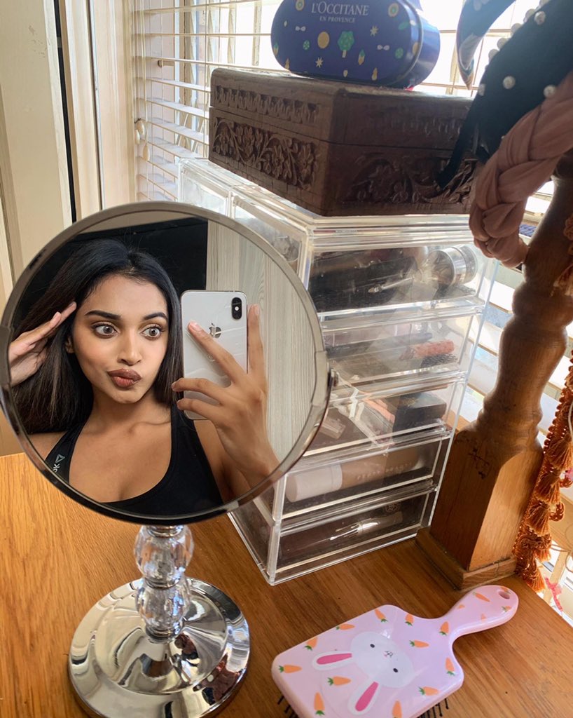 Naliyani Uma tweet media