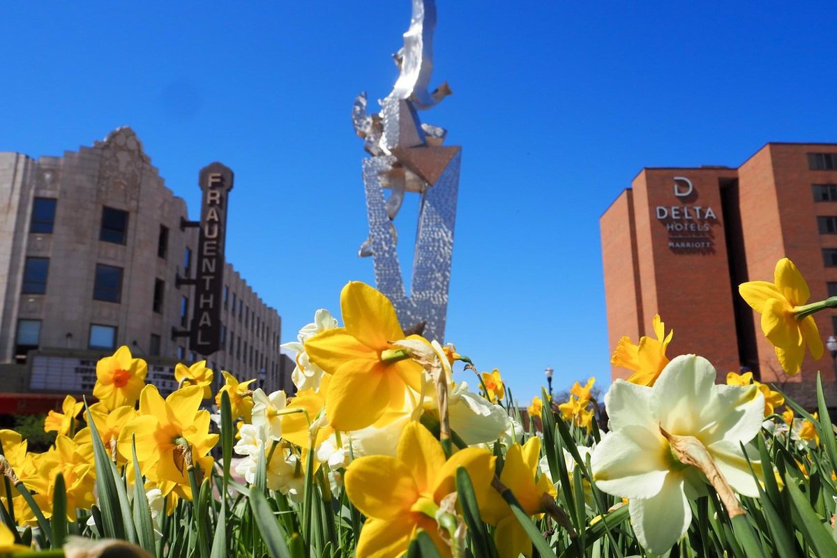 Just a little reminder that it’s spring and downtown is blooming. It’s a beautiful day to get outside and enjoy this nice weather!