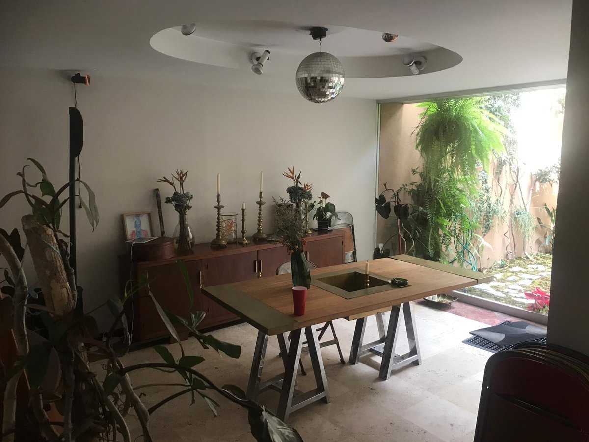 colinself's tweet photo. Hey #COLINSLIST friends~ anyone want to live in Mexico City between July and December? $1200US a month, 2br, house has a gym and sauna and rooftop garden, in Juárez CDMX. DM me if you're interested! https://t.co/SupDB59986