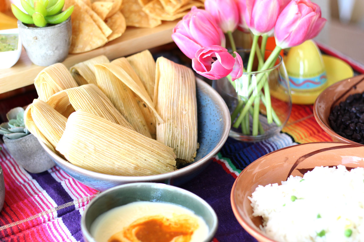 Don't let social distancing ruin your Cinco de Mayo. El Alma has everything you need to celebrate at home with our Cinco de Mayo en Casa Kits! Order today before we sell out --> elalmacafe.com!