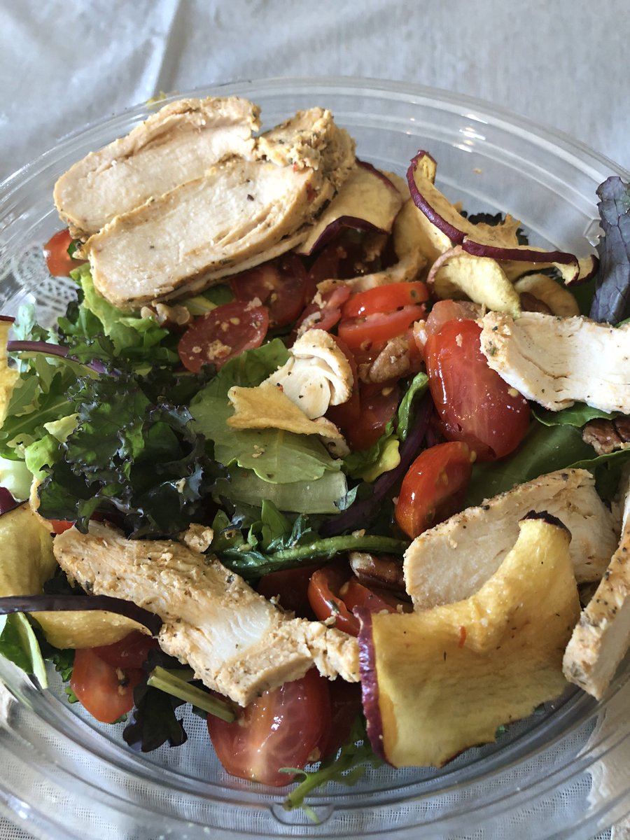 teswain's tweet photo. Hey @panerabread it’s me again. 2nd time this week I ask for no onions and they give me no cheese... why??? https://t.co/JBEt8a8adB