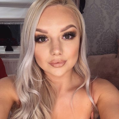 SiennaHamer's tweet photo. #NewProfilePic https://t.co/fakVVIOyNh