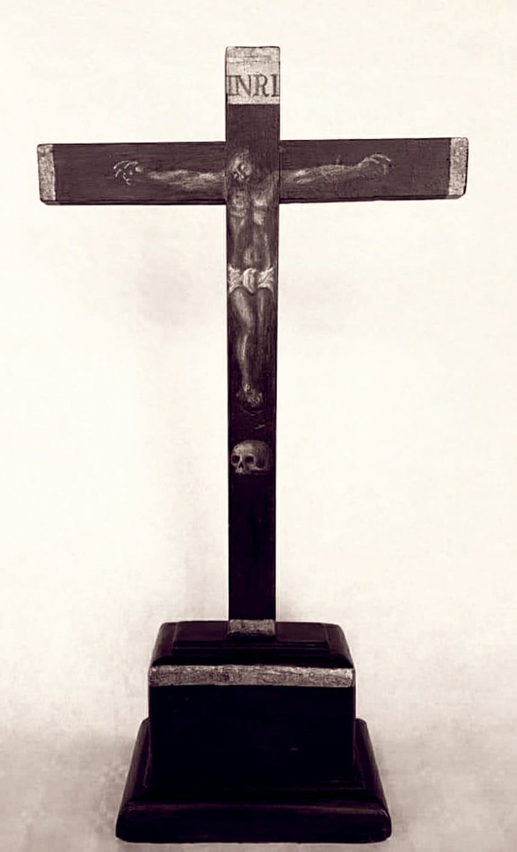 Hoy 3 de mayo celebramos el día de la Invención de la Santa Cruz por Santa Elena. @elcuartelilloEP