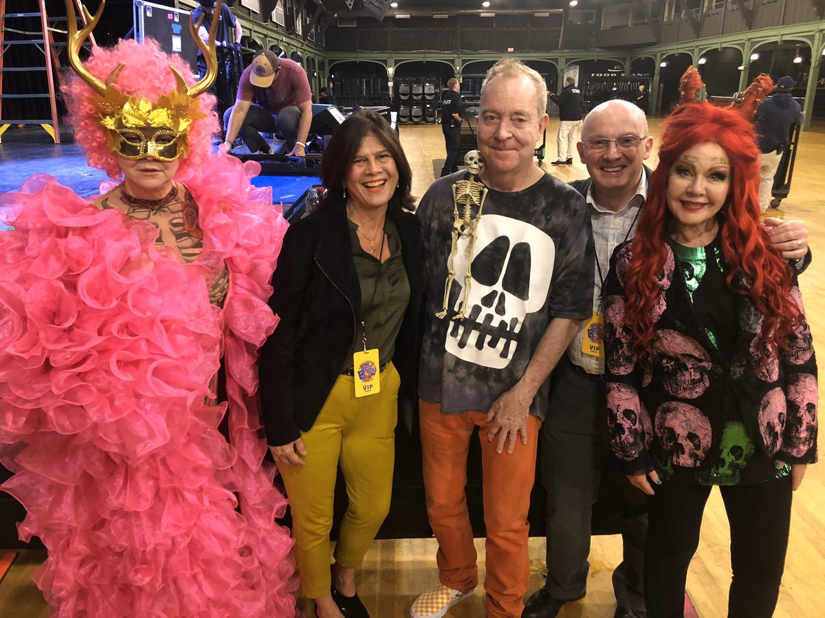 onekeithmiller's tweet photo. @TheB52s Miss you all, so glad we went from UK to see you in Hampton Beach and met you all (although you looked knackered!) https://t.co/91DSEXWkZD