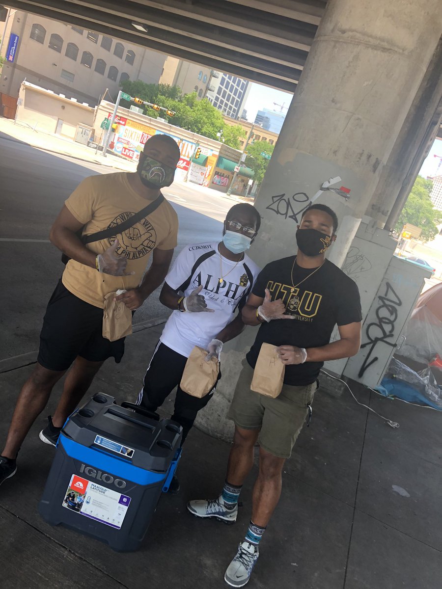 HTAlphas's tweet image. The Brothers used this quarantine to their advantage to feed the homeless. It was a GREAT success, they fed over 70 people!