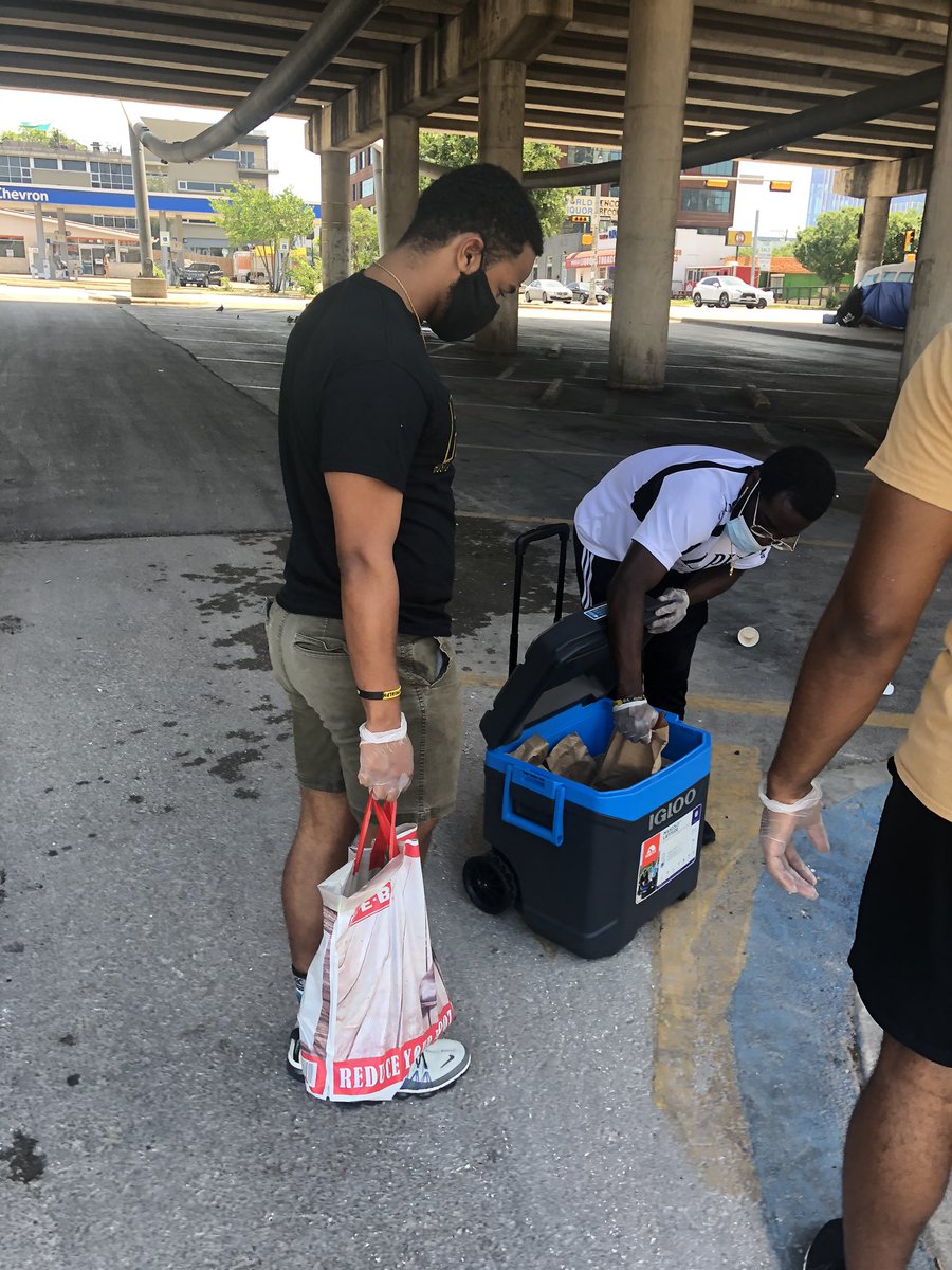 HTAlphas's tweet image. The Brothers used this quarantine to their advantage to feed the homeless. It was a GREAT success, they fed over 70 people!