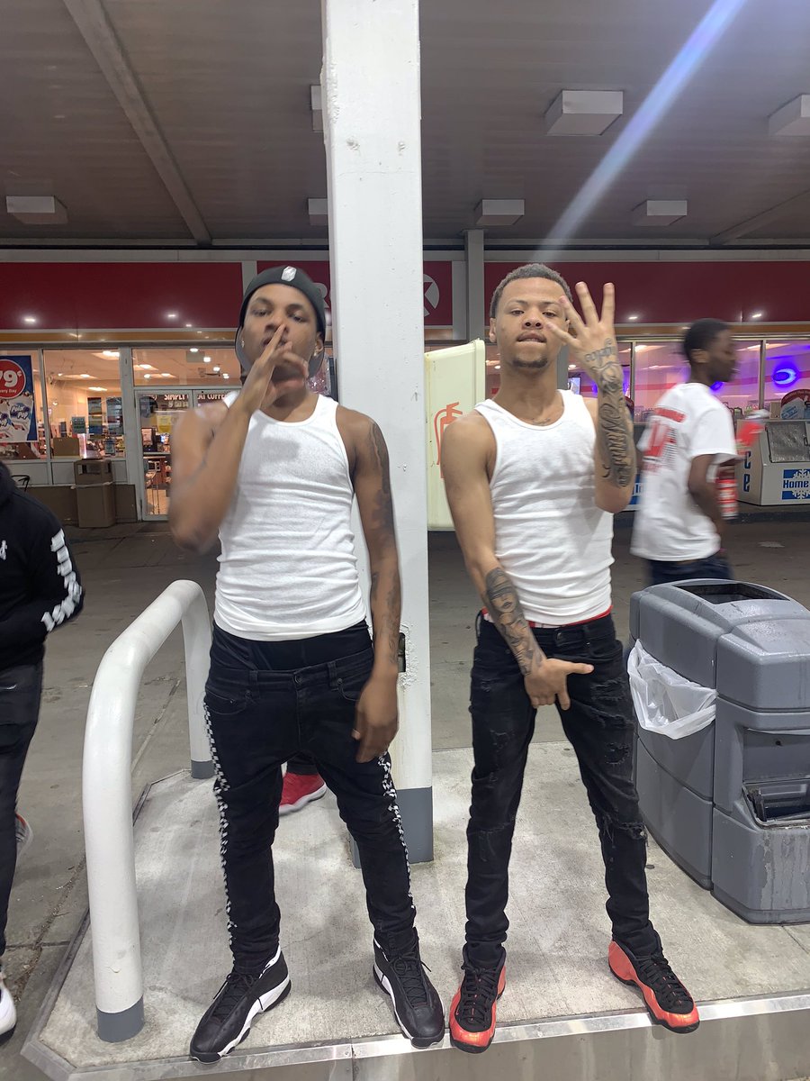 bobby_brown_'s tweet image. Stand on Nation business 📊🏆 #FreeDaReal