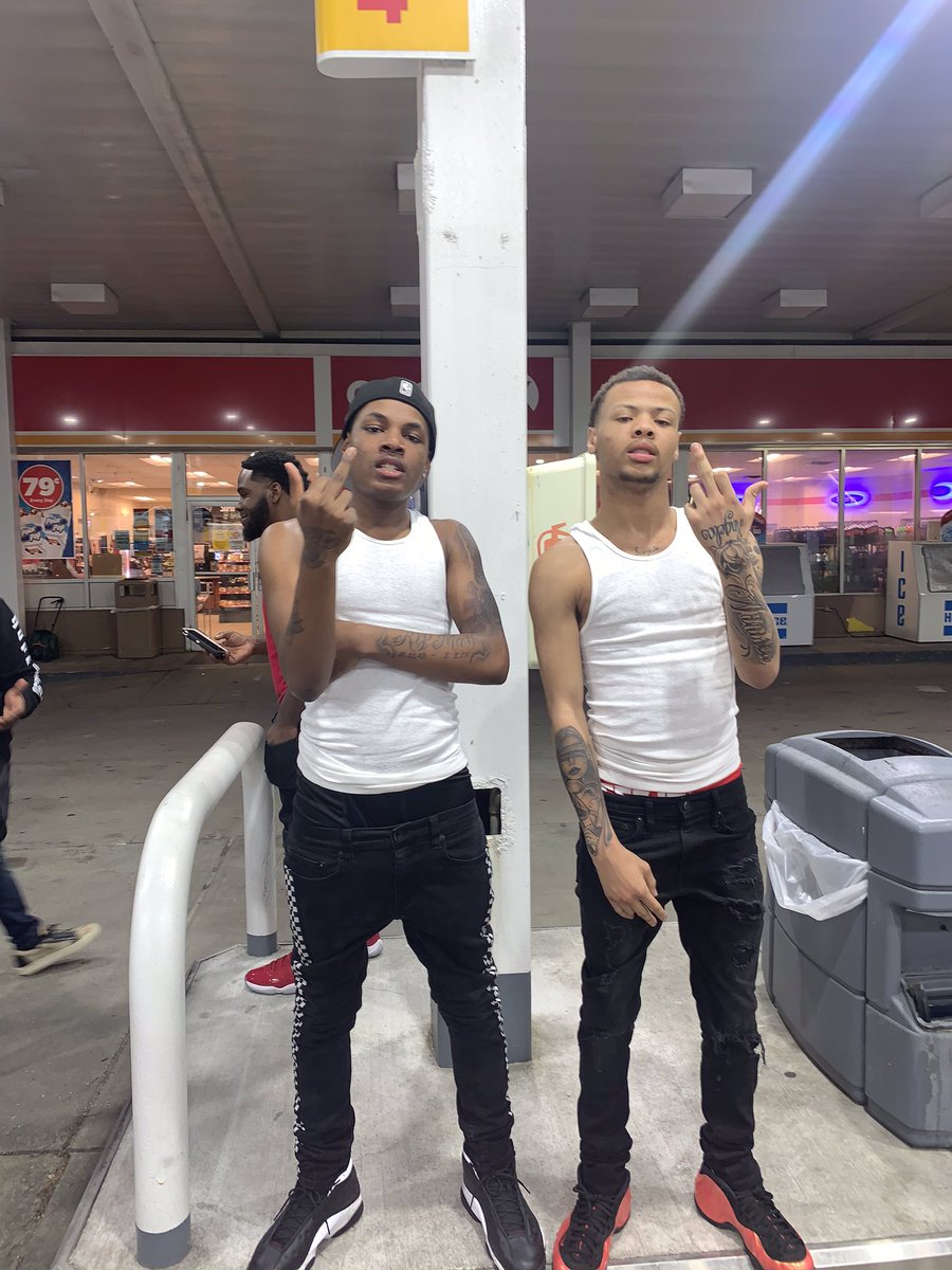 bobby_brown_'s tweet image. Stand on Nation business 📊🏆 #FreeDaReal