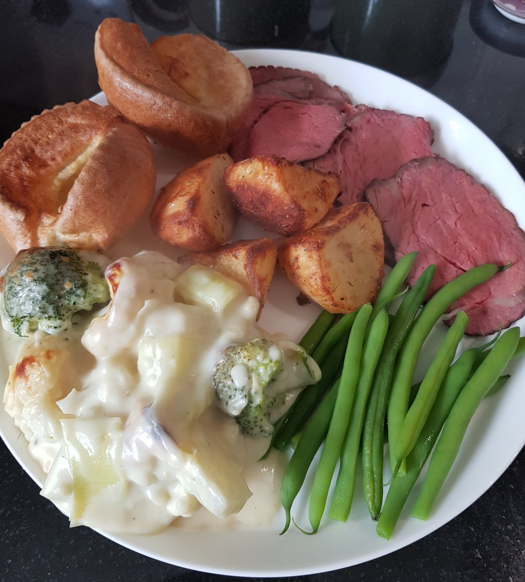 Mmmmm, can't beat a rare roast beef!!!
