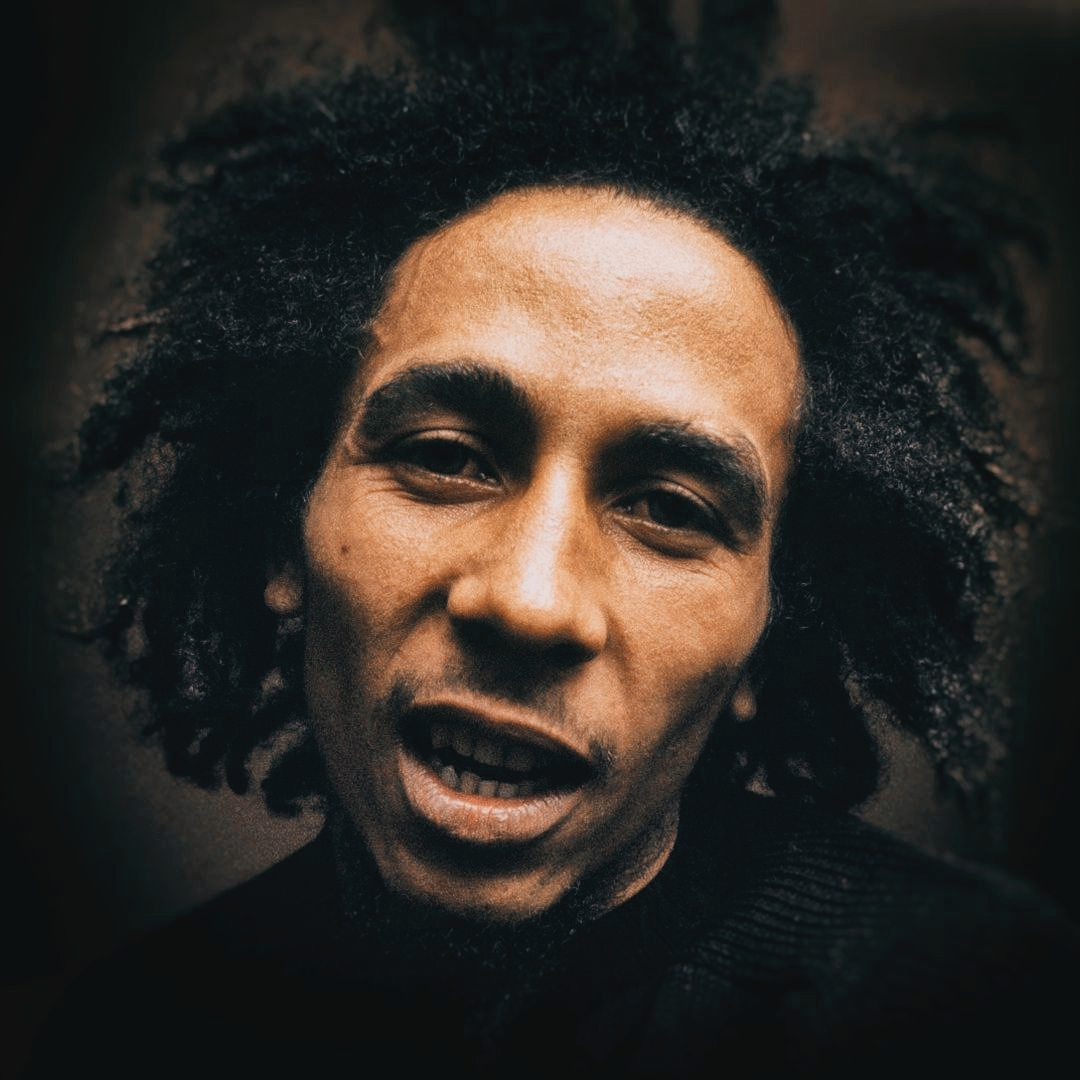 bobmarley's tweet photo. "Before you point your fingers, be sure your hands are clean." #JudgeNot #bobmarley75

📷: Dennis Morris
© Fifty-Six Hope Road Music Ltd. https://t.co/C07rV5uM4u