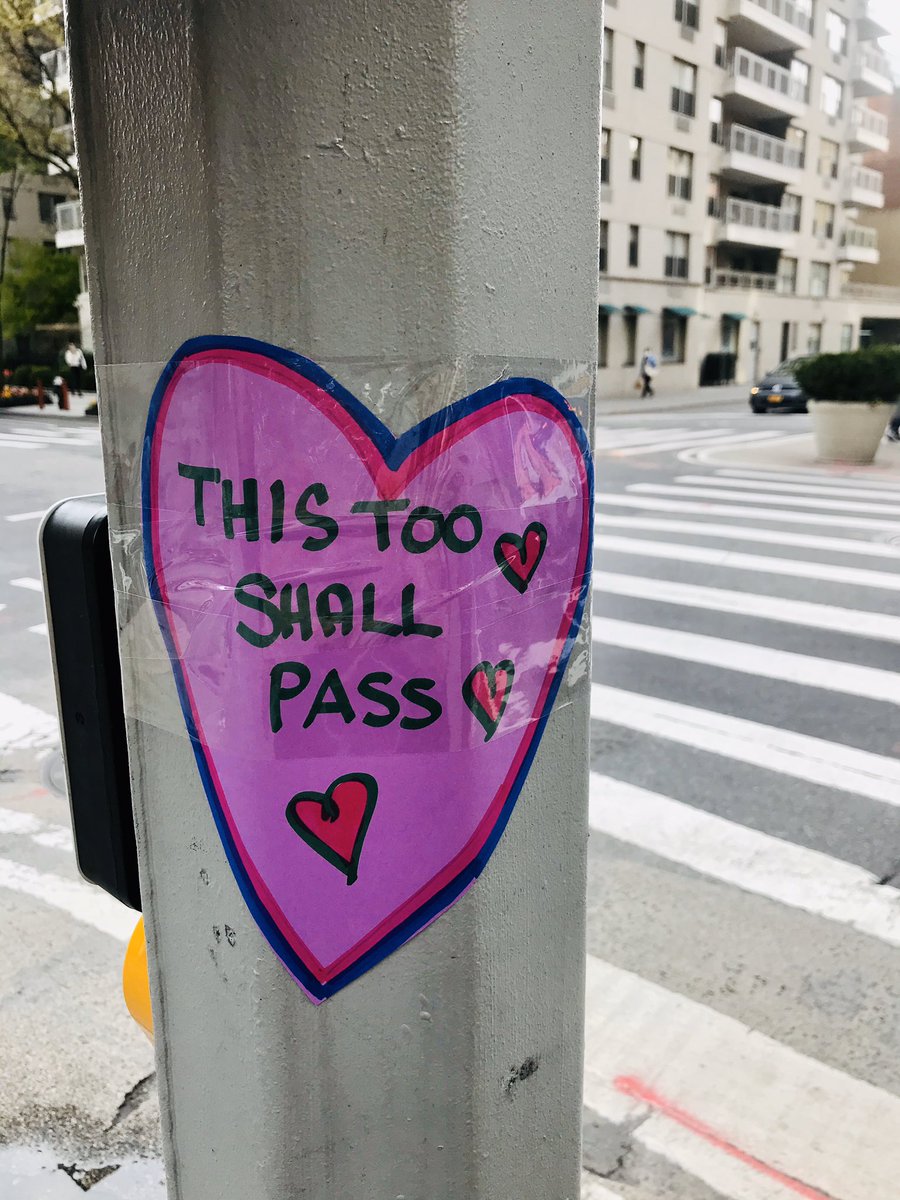 Marni4Change's tweet photo. INSPIRATIONAL messages of hope, love and a better future while walking around the #WestVillage! Enjoy this beautiful day while staying safe... #socialdistancing #staysafe #takeawalkbutstaysafe #dontcongregate @TheVillageSun @thevillagernyc @Gothamist @WestViewNews @westsiderag https://t.co/N3BbAWRYJe