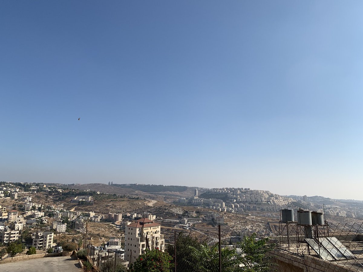 jonnsalomao's tweet photo. @dxwxrx Sim! E lá, na Palestina, está longe de ser amarelo! Tirei em #setembro2019 https://t.co/XLjB8x6pd4