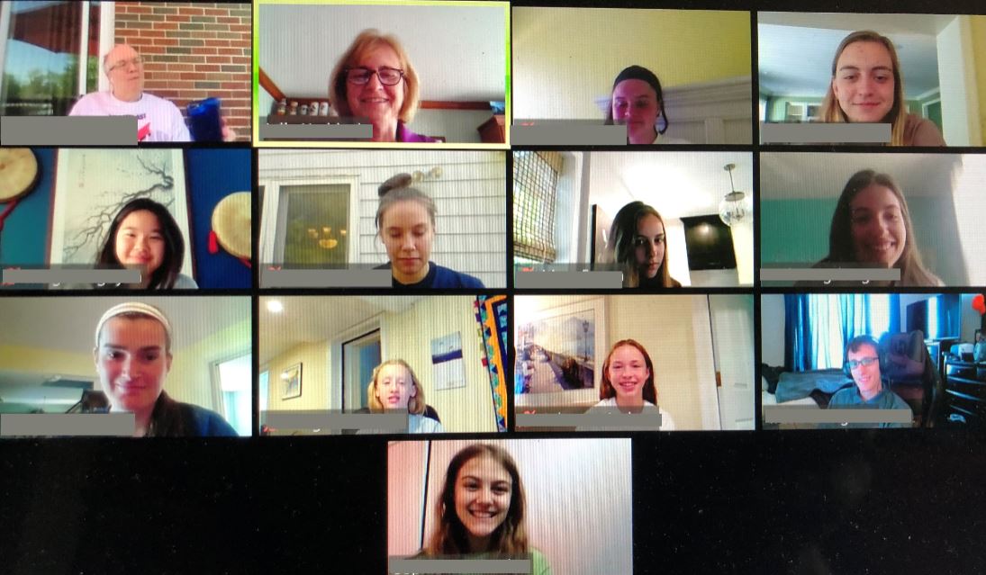 StJoeAngels's tweet photo. St. Joseph’s Academy and JoeBotics are proud to announce that Sophie Maniscalco ’21 was named as one of the ten @FTCTeams National Dean’s List Winners‼️ After hearing this exciting news at the #FIRSTVirtualShowcase, JoeBotics got together to celebrate this accomplishment! #STEM😇 https://t.co/pl7LFkem1A