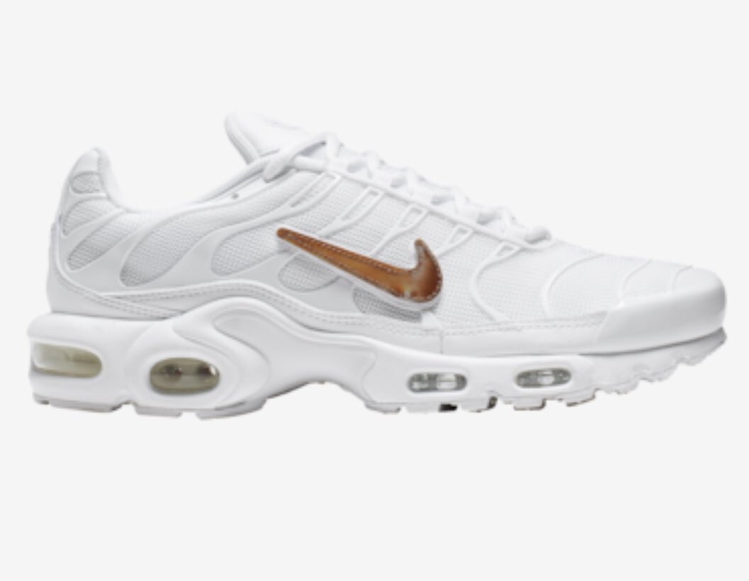 air max plus velcro swoosh