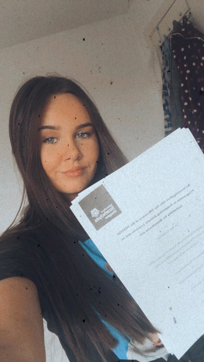 ConnachanMiss's tweet photo. An amazing feeling submitting my diss on Friday! Thank you for a great 4 years, Strathclyde. Excited for what the future holds! 🥳✨✨ https://t.co/Yfsn7sxrg0